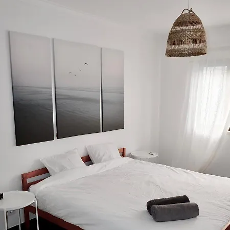 Caparica Coast Townhouse *